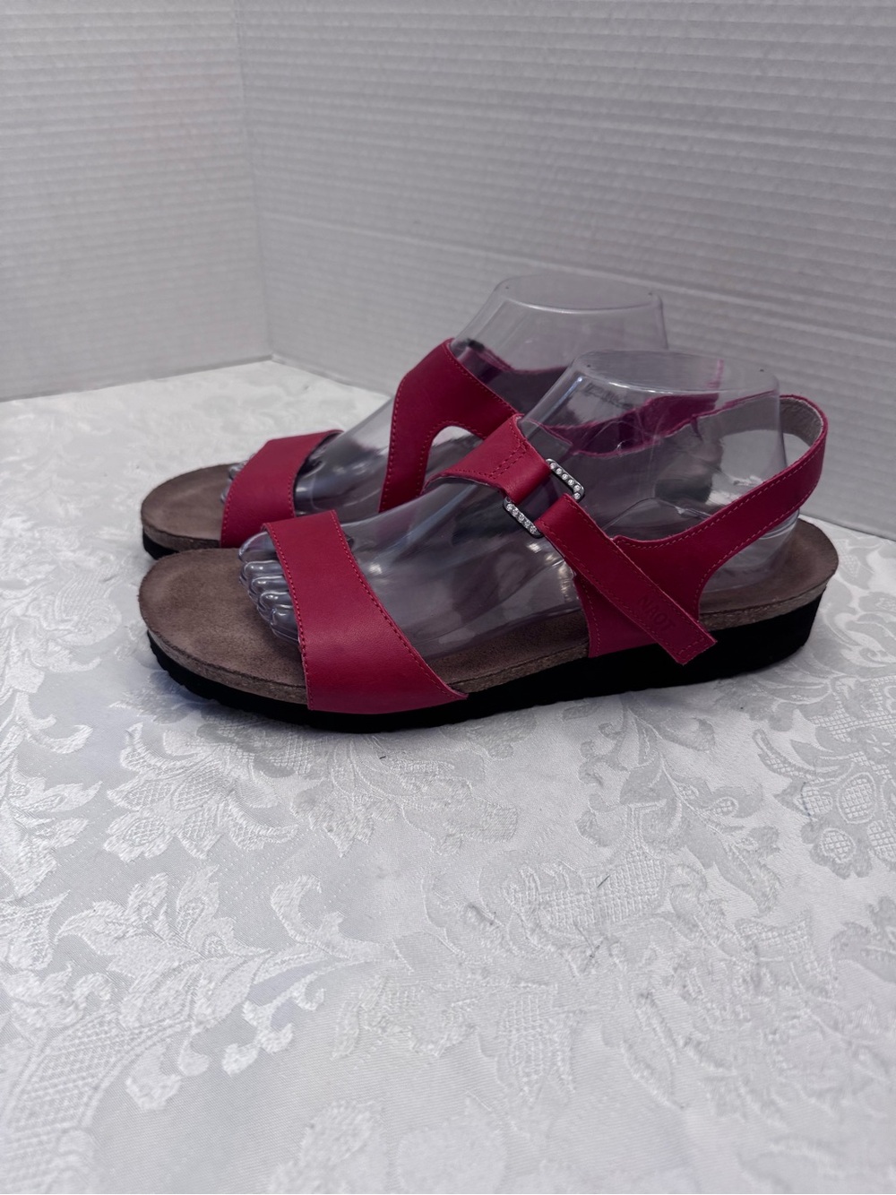 Naot Pamela Kiss Red Leather Comfort Shoe Sandal Size 43 / 12 Bling Leather Cork - Picture 1 of 9